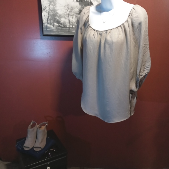 Top - Picture 14 of 14